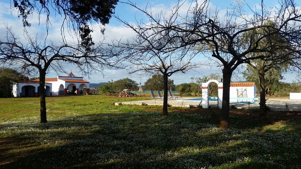 Casa Rural Valdezaque Cordobilla de Lácara Eksteriør billede
